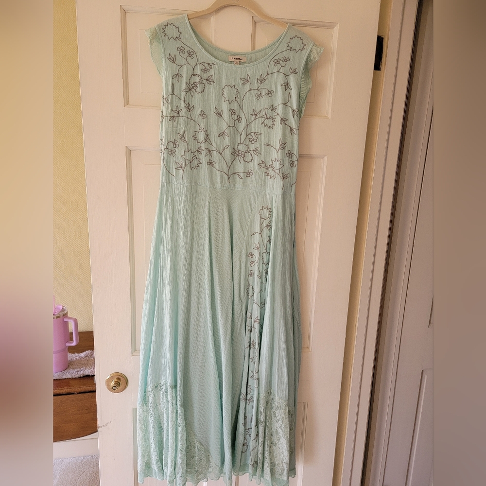 J. Peterman Women's Floral Embroidered Mint Green Dress Size 12 EUC